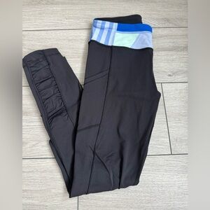 Lululemon Black Leggings with Blue Accents size 6 vguc